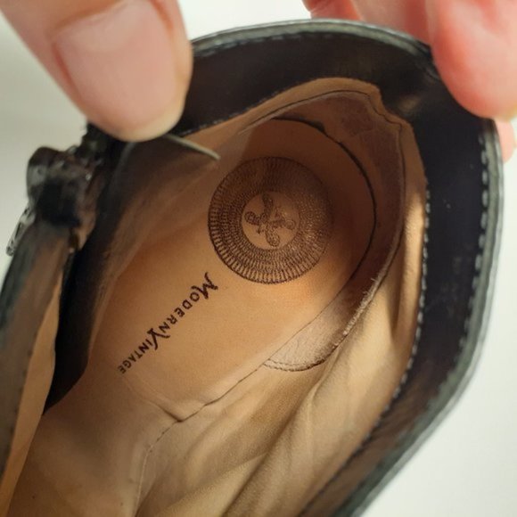 Modern Vintage patent soft leather booties boots zipper Sz 7 EU 37 - Picture 5 of 8